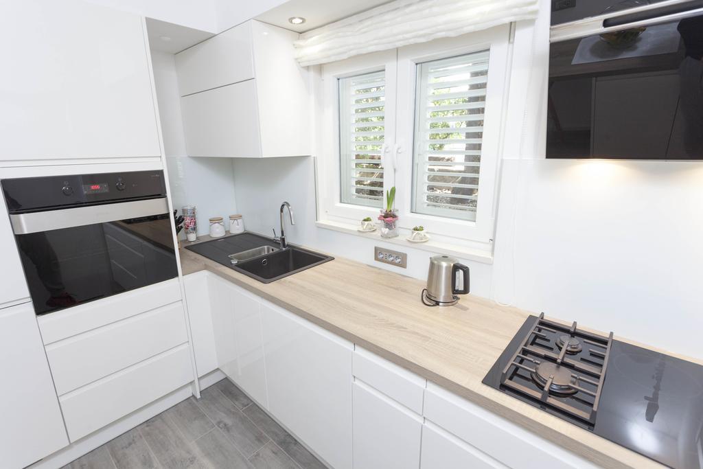Apartmani Marina Makarska Eksteriør billede