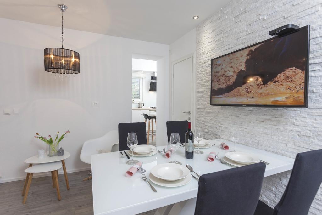 Apartmani Marina Makarska Eksteriør billede