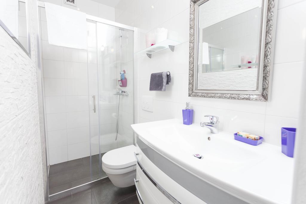 Apartmani Marina Makarska Eksteriør billede